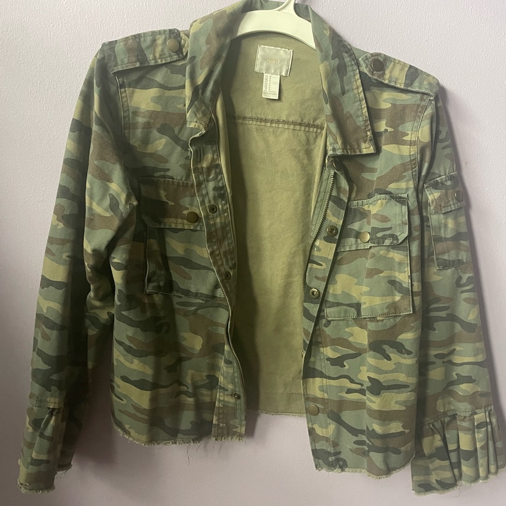 F21 Army print jacket